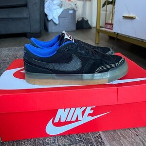 Nike Wmns Zoom Pogo Plus Premium SB ‘Black Gum’